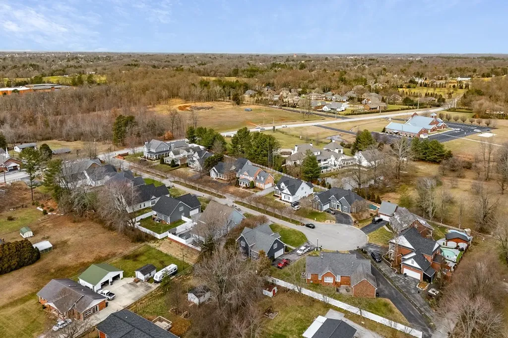 1371 Derby Cookeville TN 38501