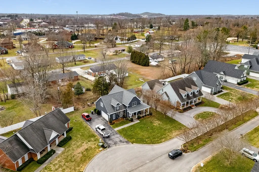 1371 Derby Cookeville TN 38501