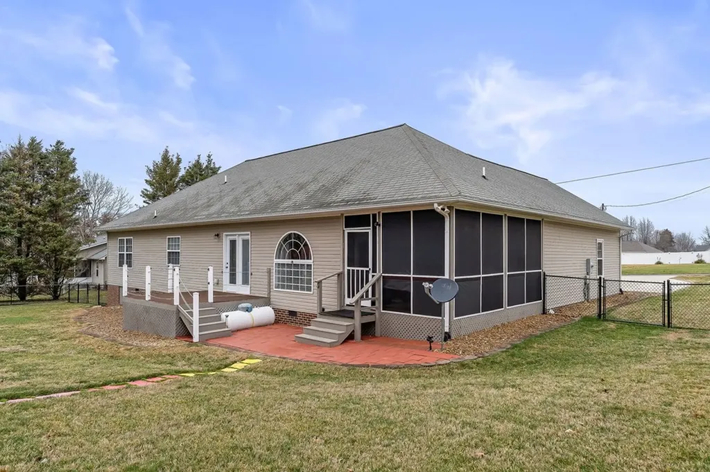 1080 Cobblestone Rickman TN 38580