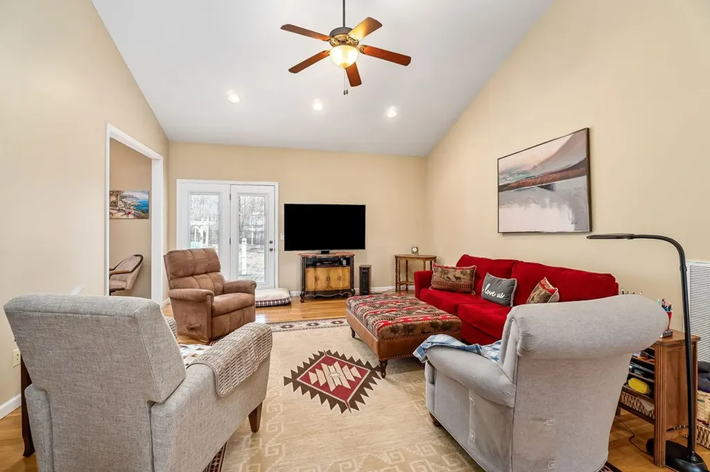 1080 Cobblestone Rickman TN 38580