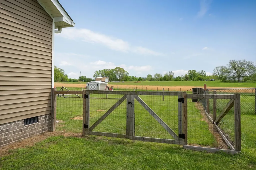 155 Jayne Stone Field Drive Rickman TN 38580