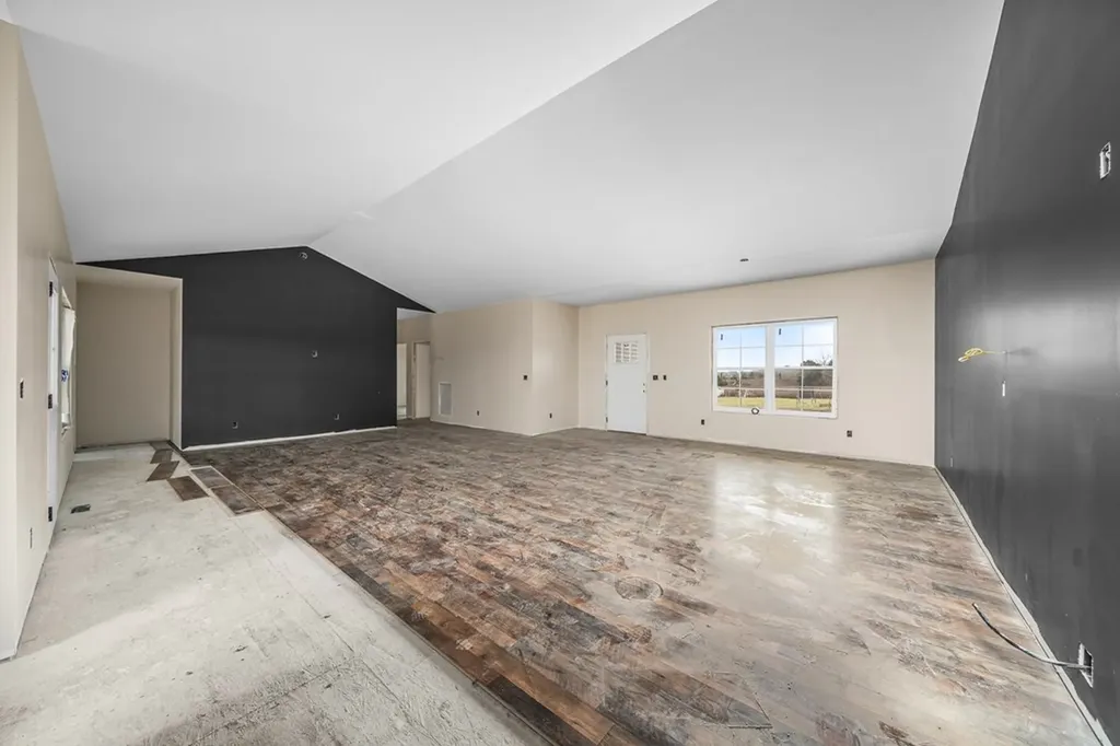 2537 Wildcat Road Sparta TN 38583