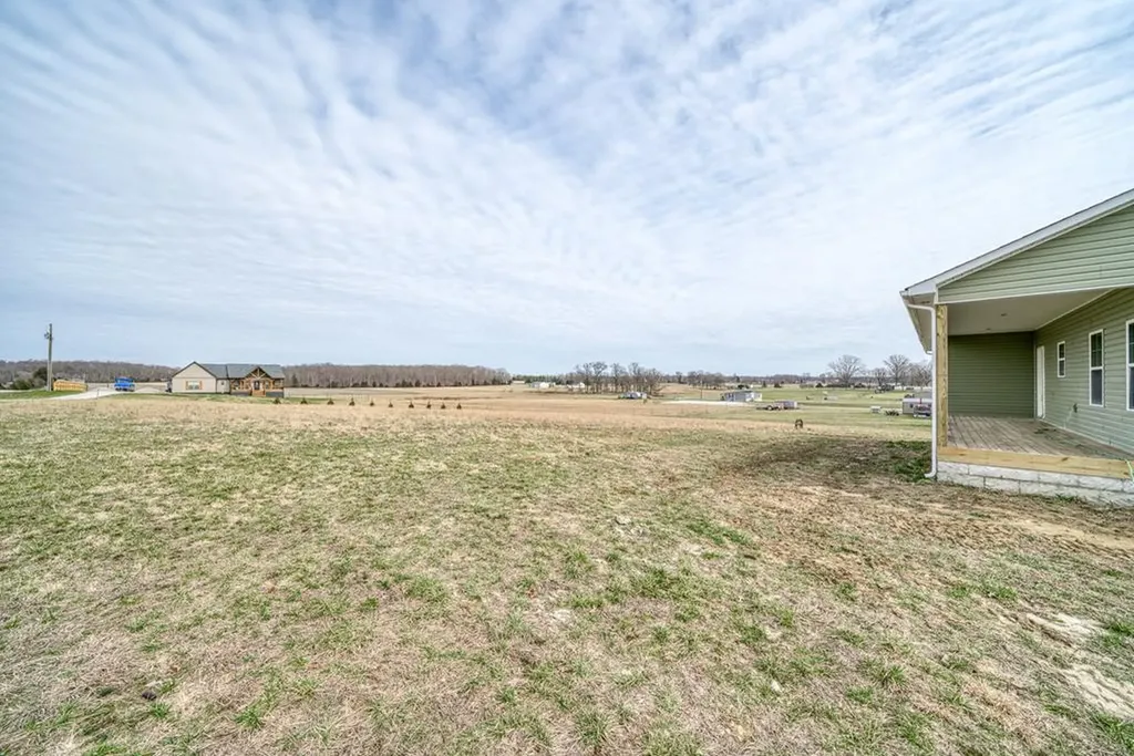 2571 Wildcat Road Sparta TN 38583