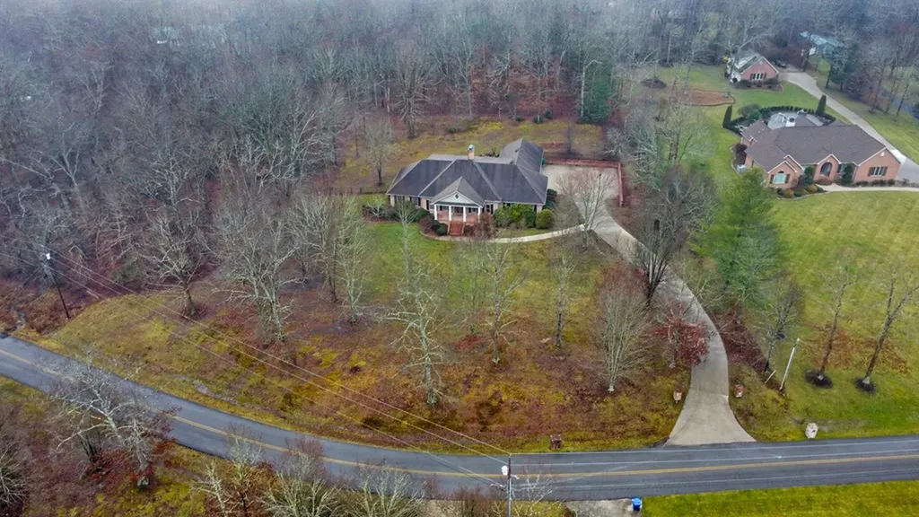 499 Laurel Circle Crossville TN 38555