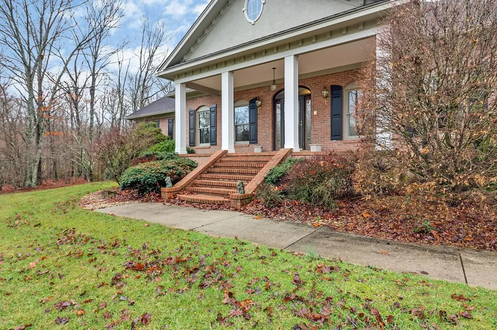 499 Laurel Circle Crossville TN 38555