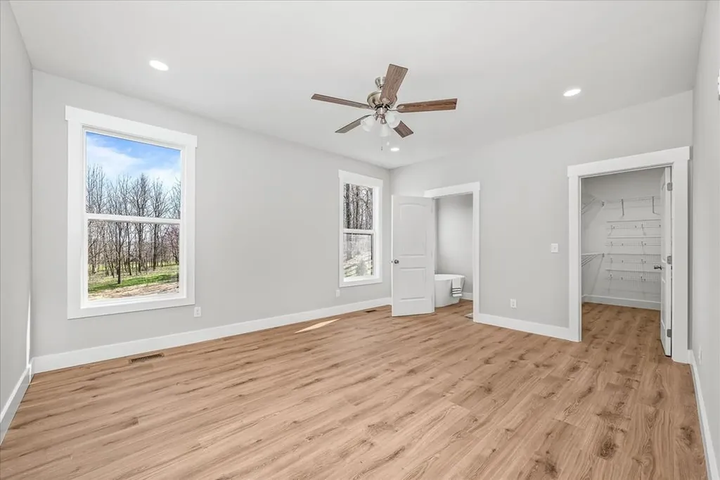 1960 Bear Creek Point Cookeville TN 38506