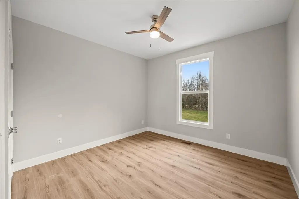 1960 Bear Creek Point Cookeville TN 38506