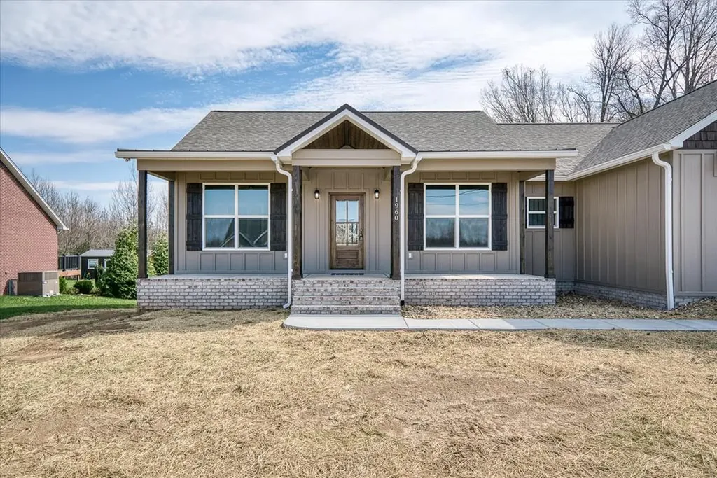 1960 Bear Creek Point Cookeville TN 38506