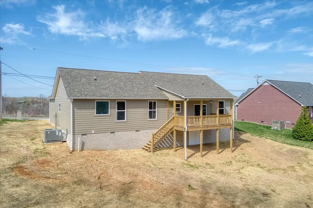 1960 Bear Creek Point Cookeville TN 38506