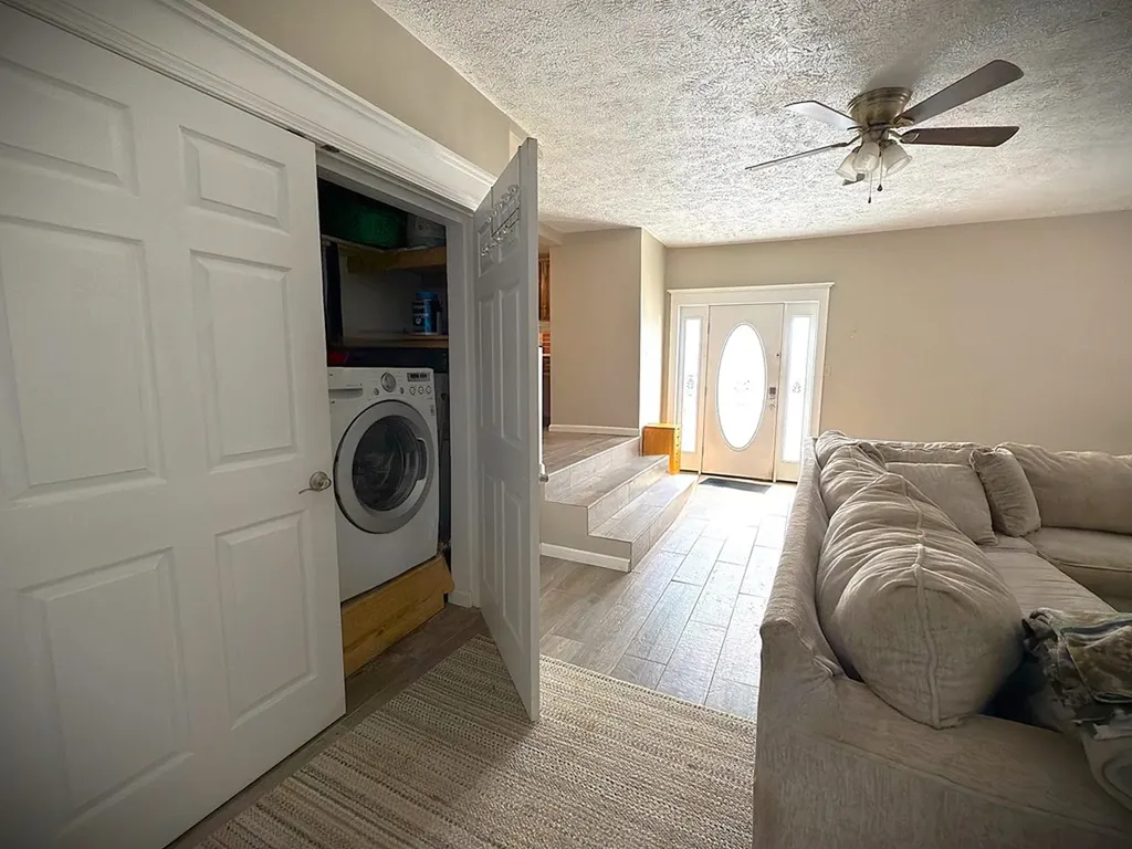 173 School Mountain Road Livingston TN 38570