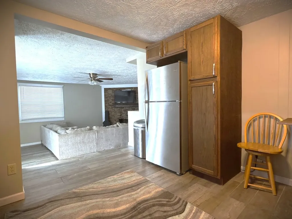 173 School Mountain Road Livingston TN 38570