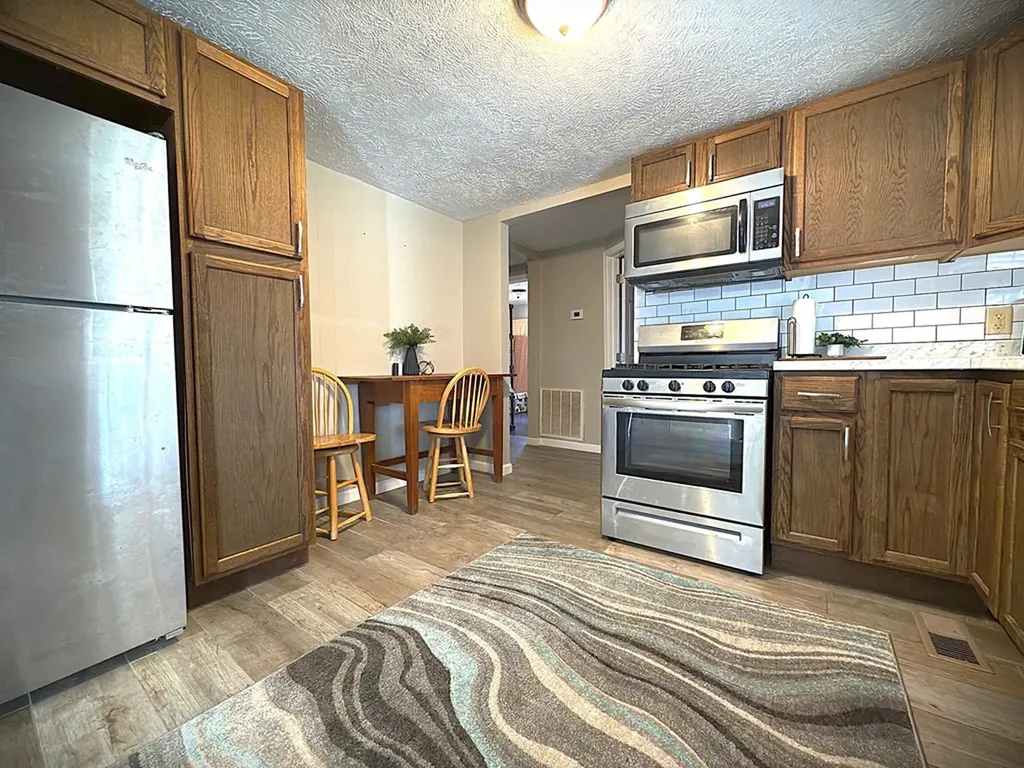 173 School Mountain Road Livingston TN 38570