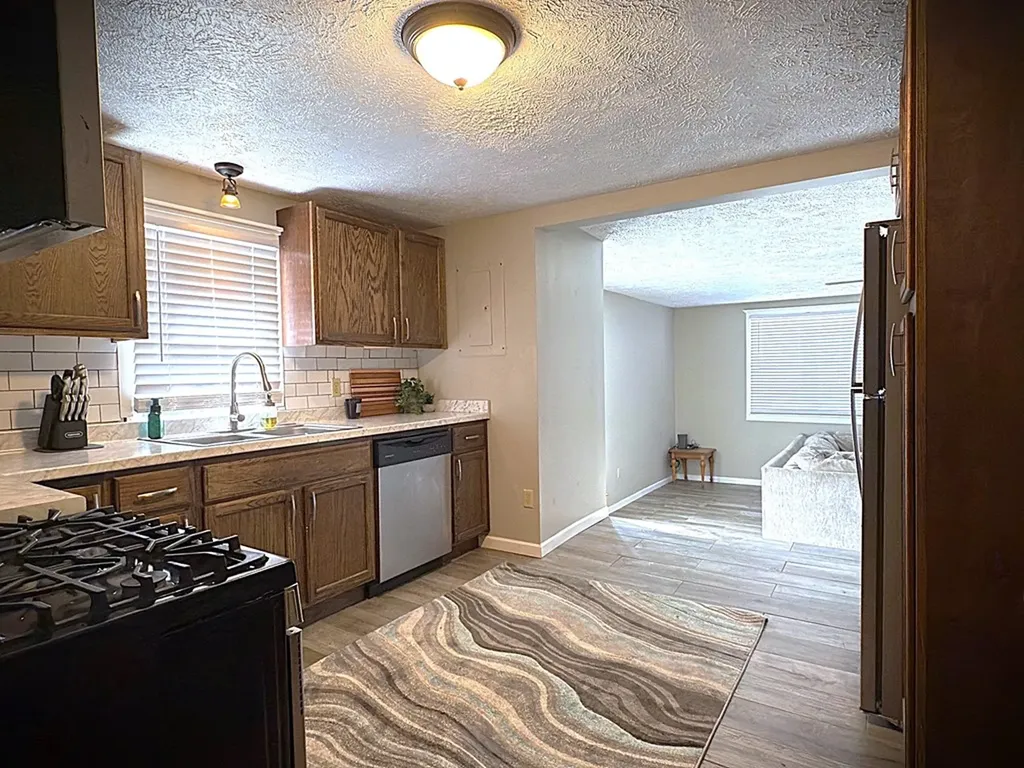 173 School Mountain Road Livingston TN 38570