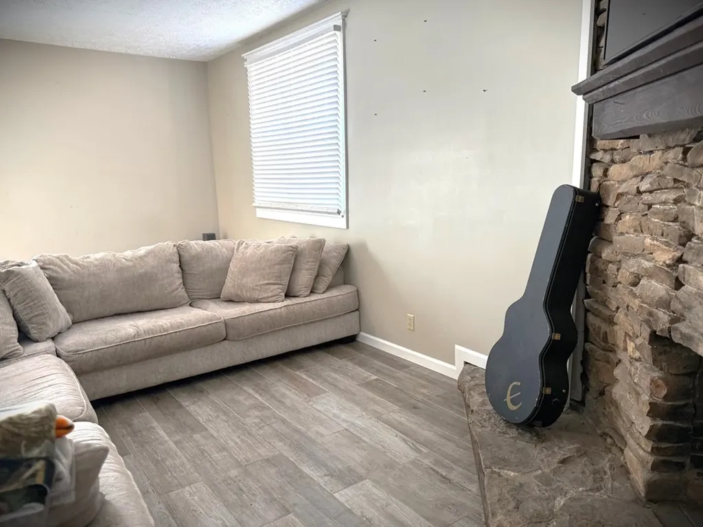 173 School Mountain Road Livingston TN 38570