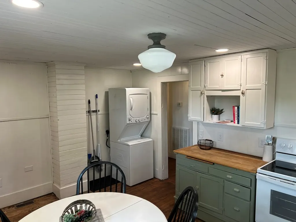 210 W Montpelier Avenue Gainesboro TN 38562