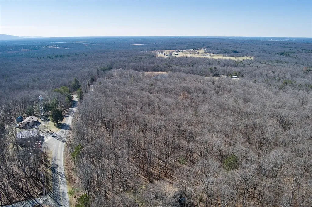 658AC Peavine Firetower Road Crossville TN 38571