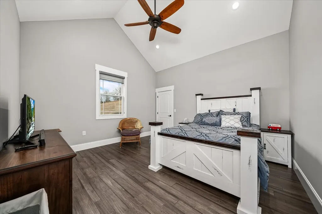 380 Mandarin Drive Spring City TN 37381