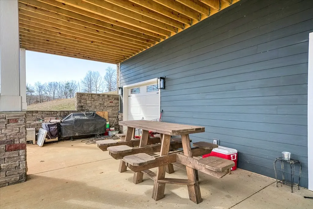 380 Mandarin Drive Spring City TN 37381