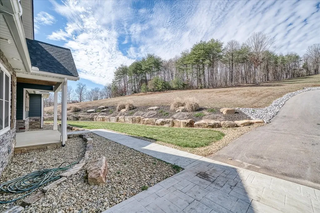 380 Mandarin Drive Spring City TN 37381