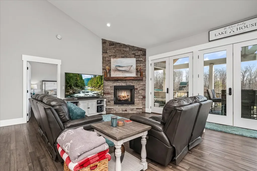 380 Mandarin Drive Spring City TN 37381