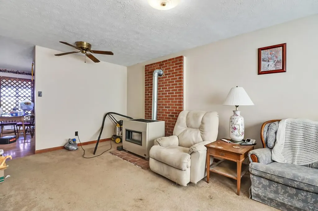 3567 Mount Helen Road Allardt TN 38504