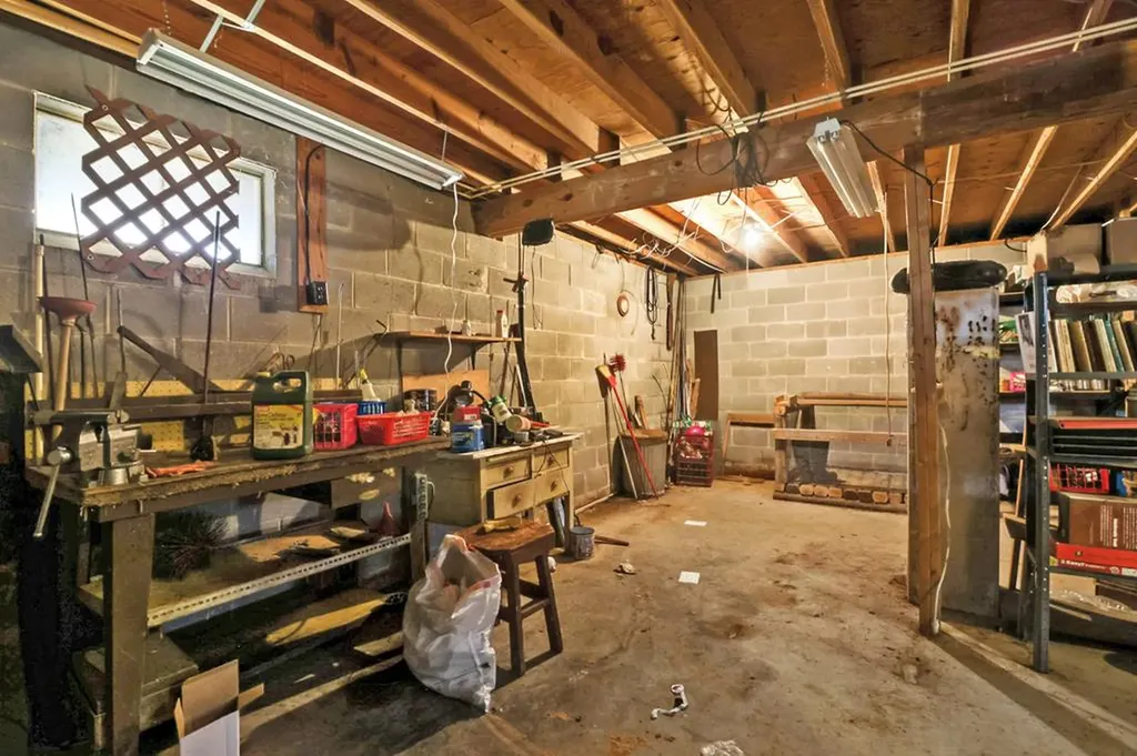 3567 Mount Helen Road Allardt TN 38504