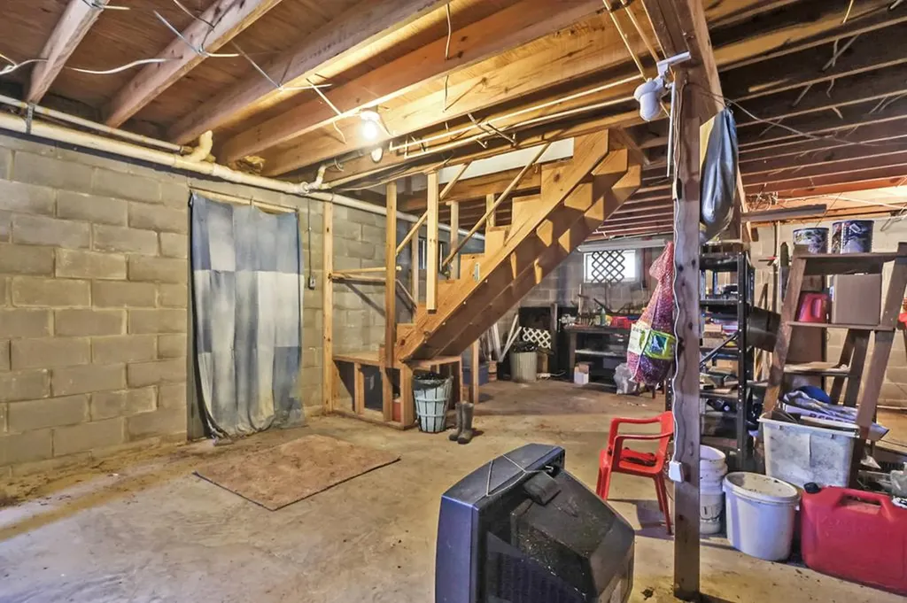 3567 Mount Helen Road Allardt TN 38504