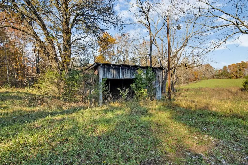 3567 Mount Helen Road Allardt TN 38504