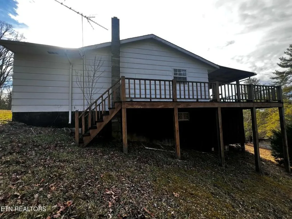 3567 Mount Helen Road Allardt TN 38504