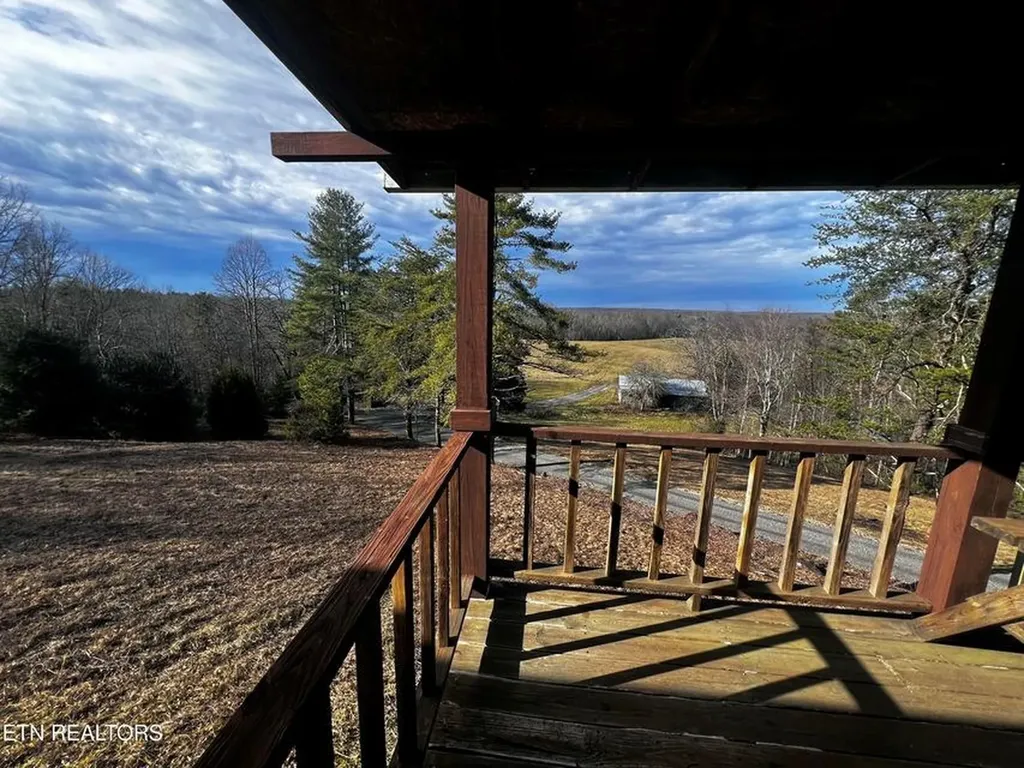 3567 Mount Helen Road Allardt TN 38504