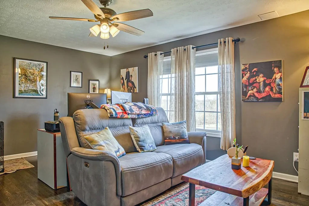 4013 Charlton Square Cookeville TN 38501