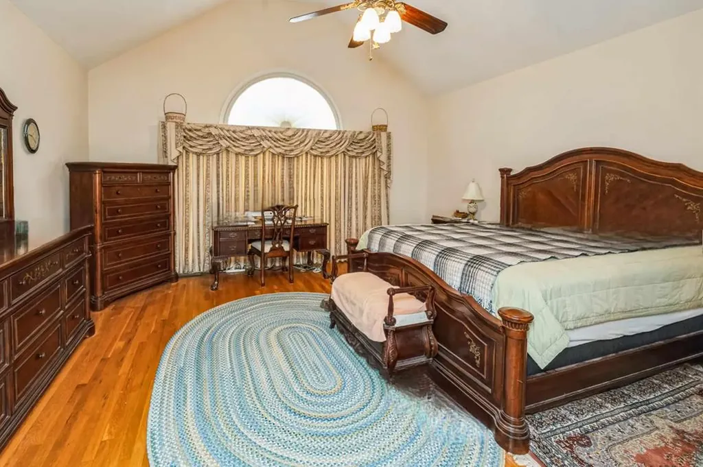 830 Town Branch Road Charlotte TN 37036