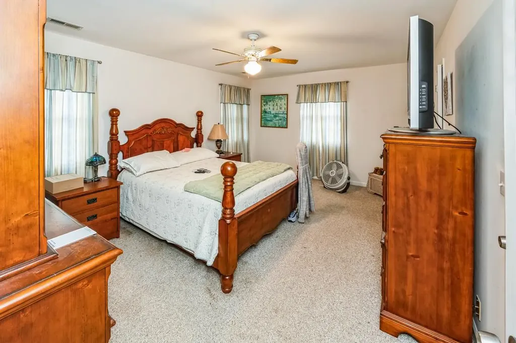 830 Town Branch Road Charlotte TN 37036