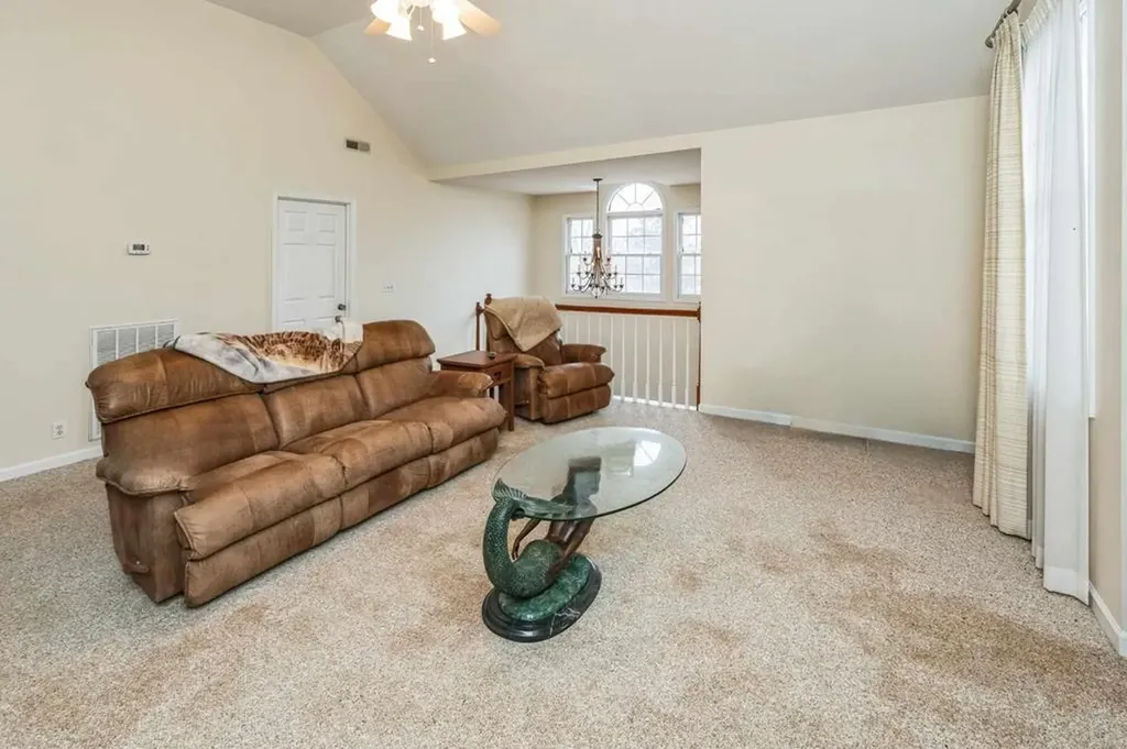 830 Town Branch Road Charlotte TN 37036