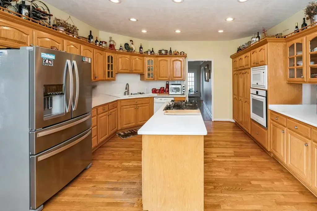 830 Town Branch Road Charlotte TN 37036