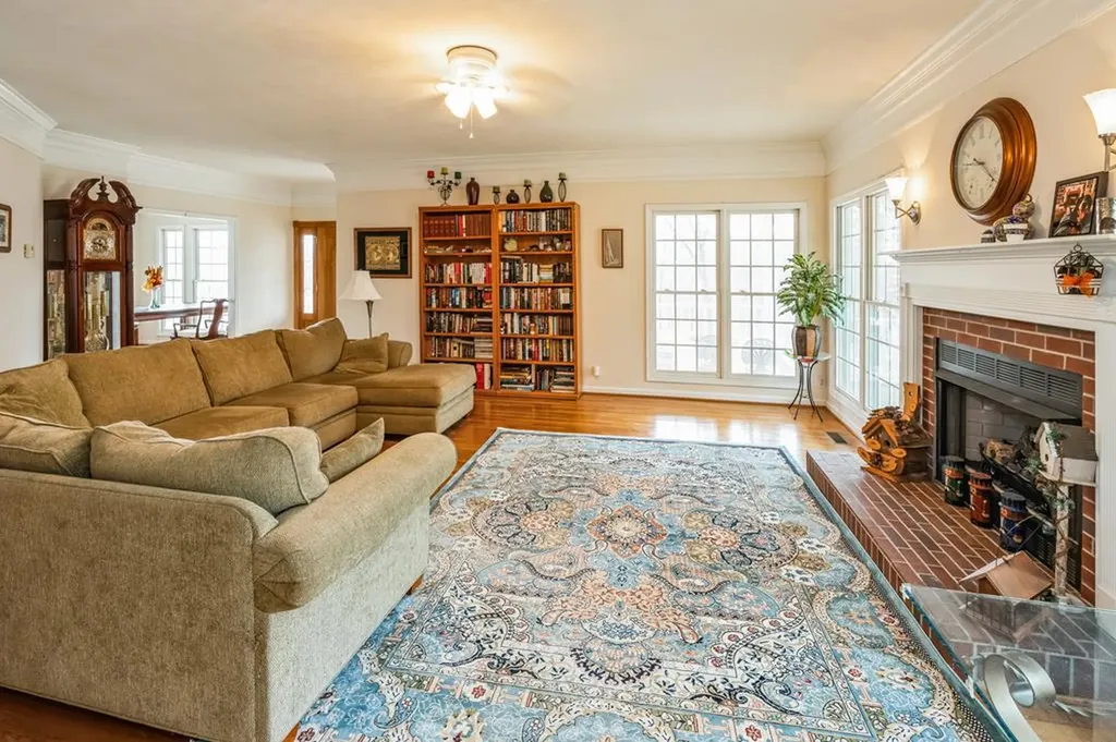 830 Town Branch Road Charlotte TN 37036