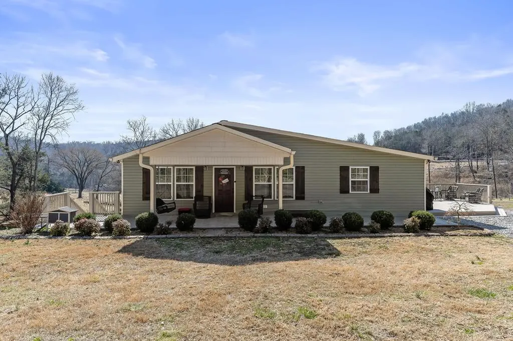 911 Anderson Road Liberty TN 37095