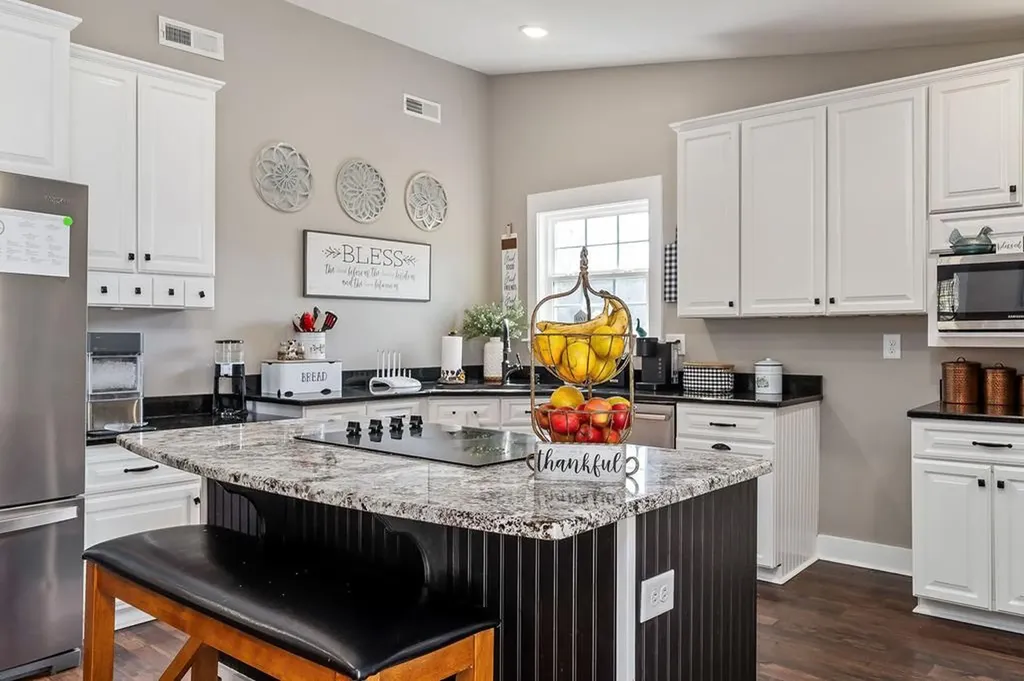 911 Anderson Road Liberty TN 37095