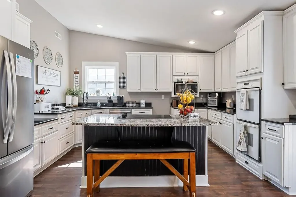 911 Anderson Road Liberty TN 37095