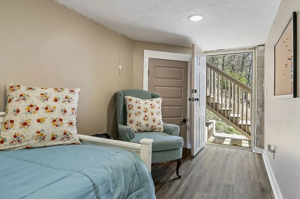 911 Anderson Road Liberty TN 37095