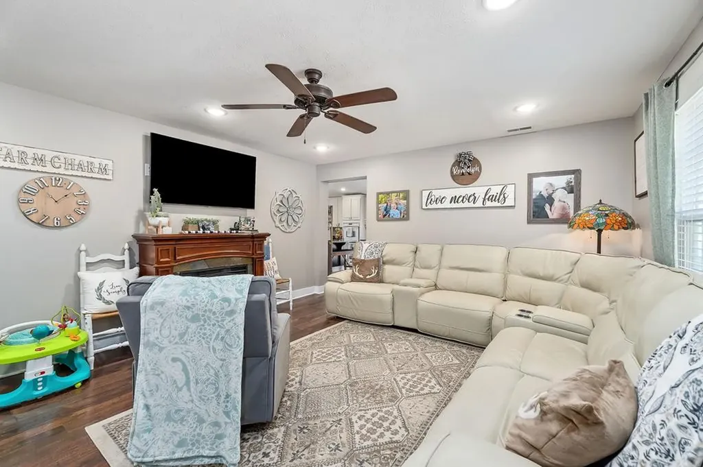 911 Anderson Road Liberty TN 37095