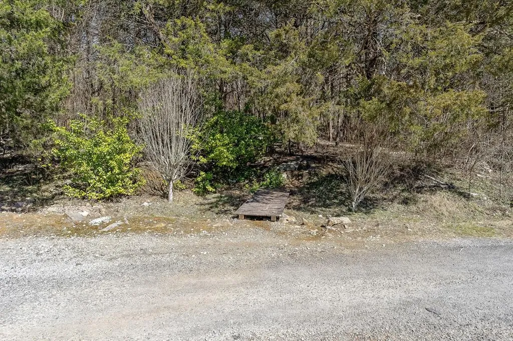 911 Anderson Road Liberty TN 37095