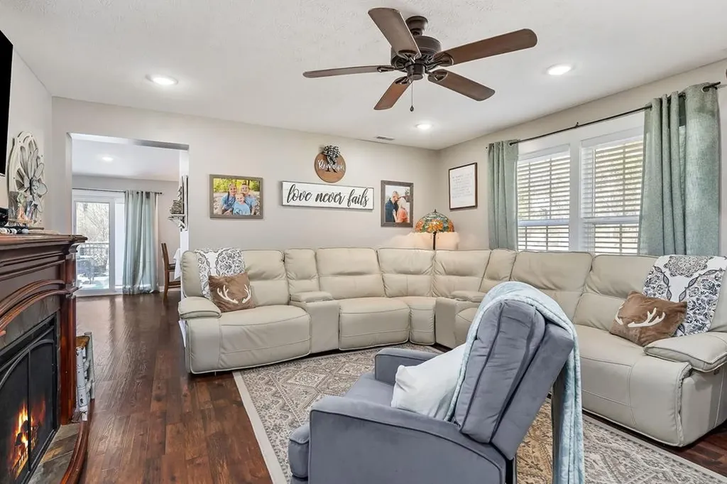 911 Anderson Road Liberty TN 37095