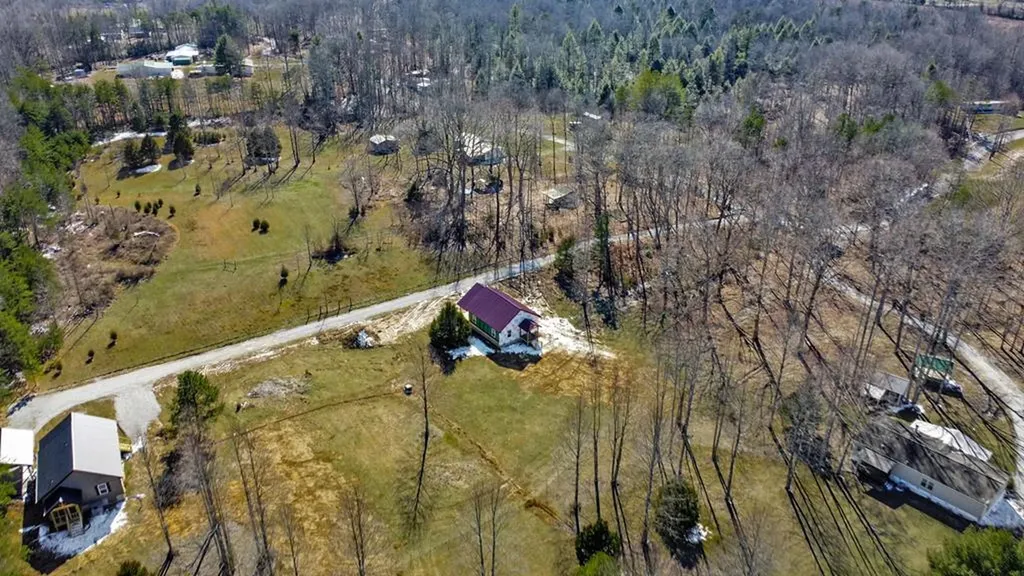 1173 Terry Lane Jamestown TN 38556