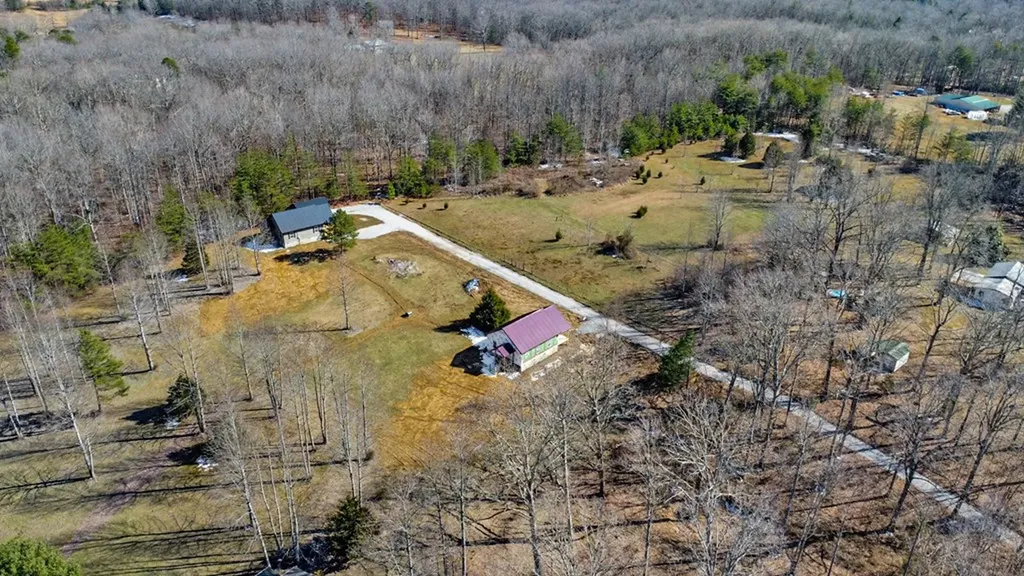 1173 Terry Lane Jamestown TN 38556