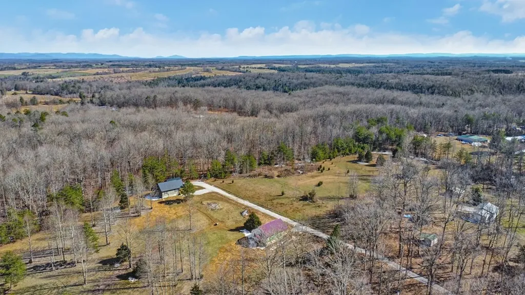 1173 Terry Lane Jamestown TN 38556