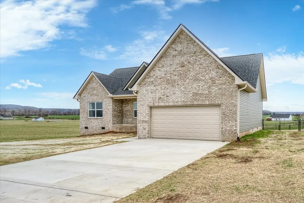 284 Harleys Ridge Sparta TN 38583