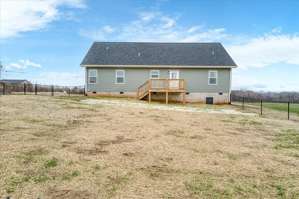 284 Harleys Ridge Sparta TN 38583