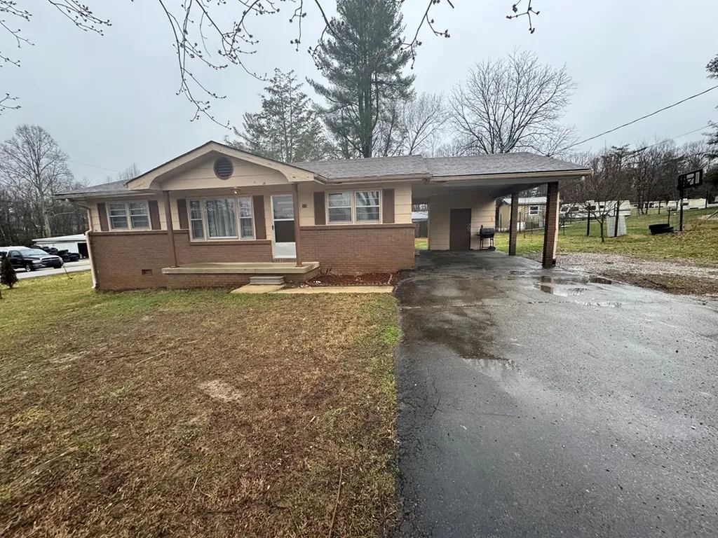 928 Mcghee Road Jamestown TN 38556