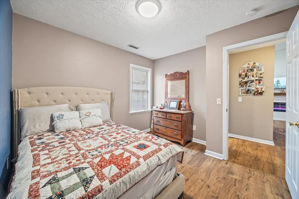 3520 Pointe Cove Circle Cookeville TN 38506